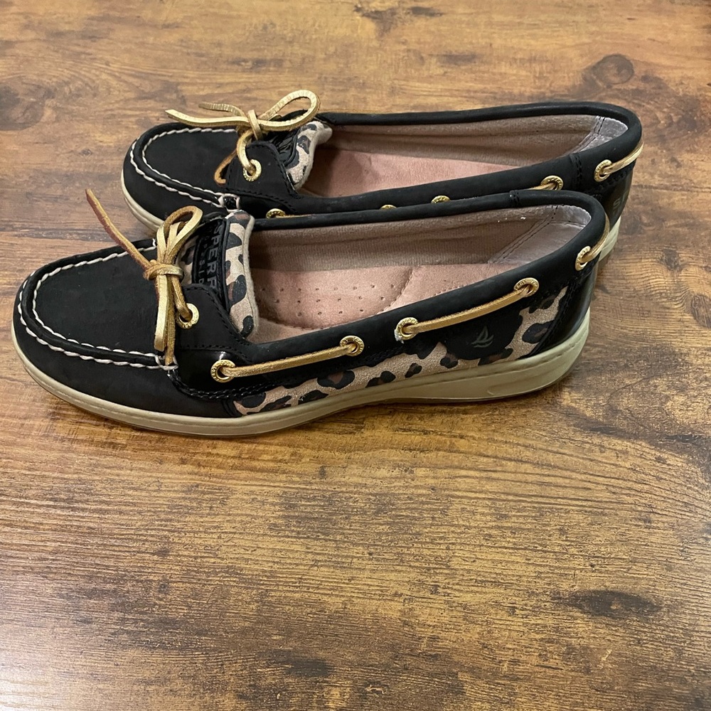 Sperry sliders leopard and black. - Picture 4 of 6